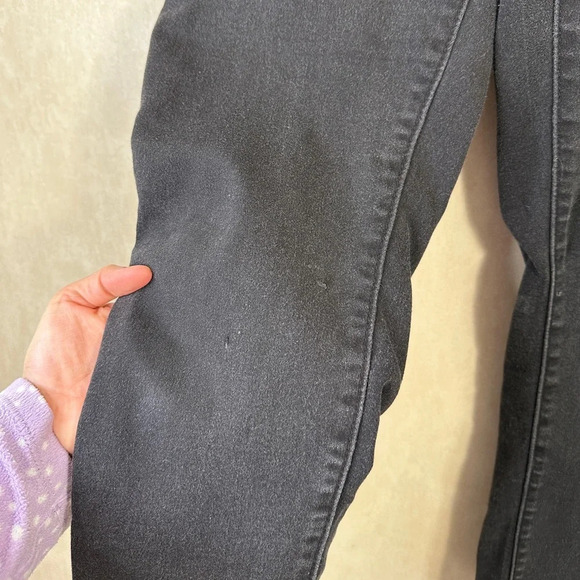 Bella Vida Maternity Jeggings Black Wash - Picture 7 of 11